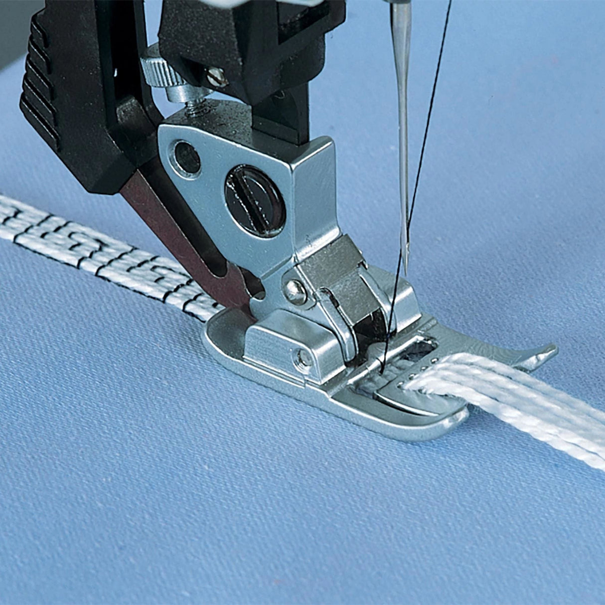 PFAFF 7/9-Hole Cord Foot (IDT System) for Groups B-L | #820608096