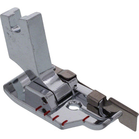 Singer Slant-Shank 1/4" Foot with Guide for 301, 401 & Touch & Sew | #P60617