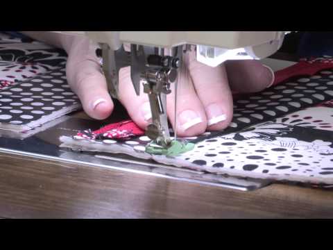 BERNINA #52 Zigzag Foot with Non-Stick Sole || #84777400